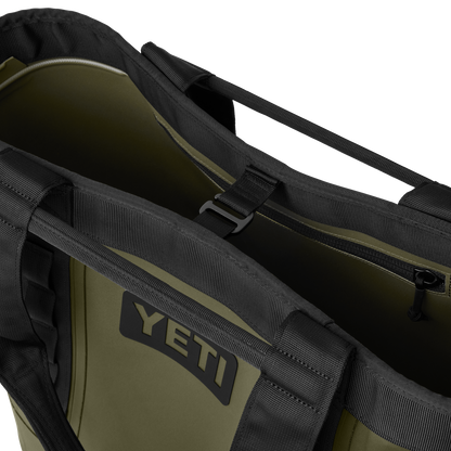 YETI Camino® 35 L Carryall Olive