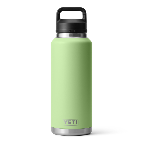 YETI Rambler® Borraccia da 46 oz (1,4 L) con tappo Chug